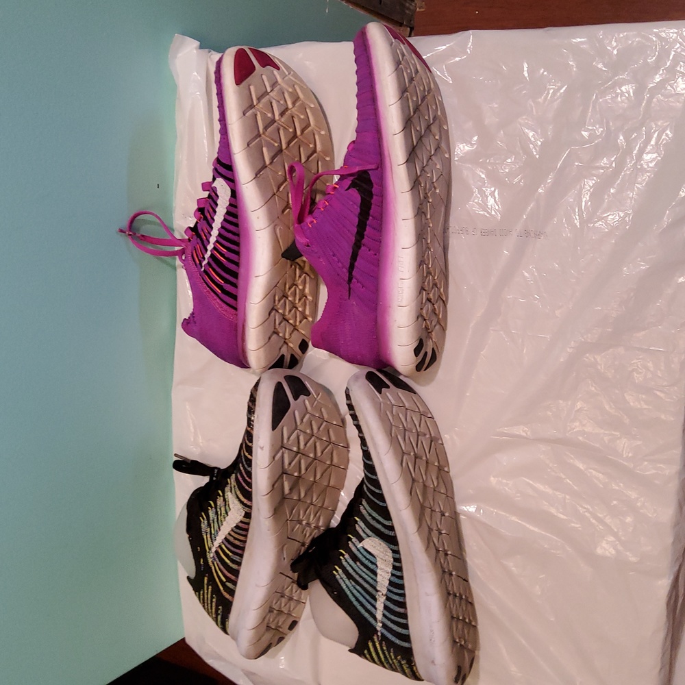 2 Pairs Natural Flex Running Shoes - Picture 2 of 9